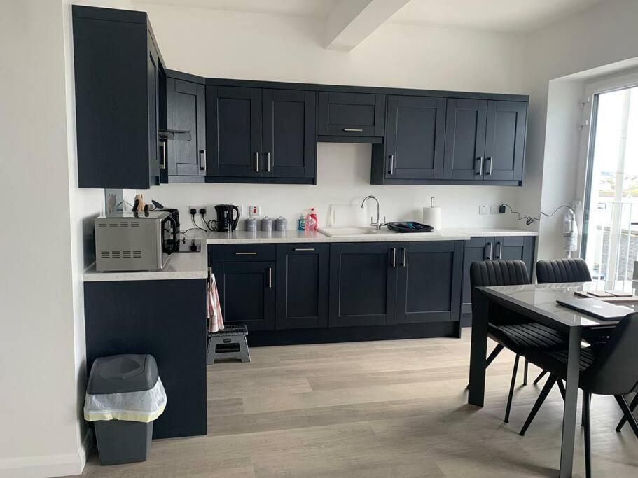 Modern Apartment With Sea Views Portrush Zewnętrze zdjęcie